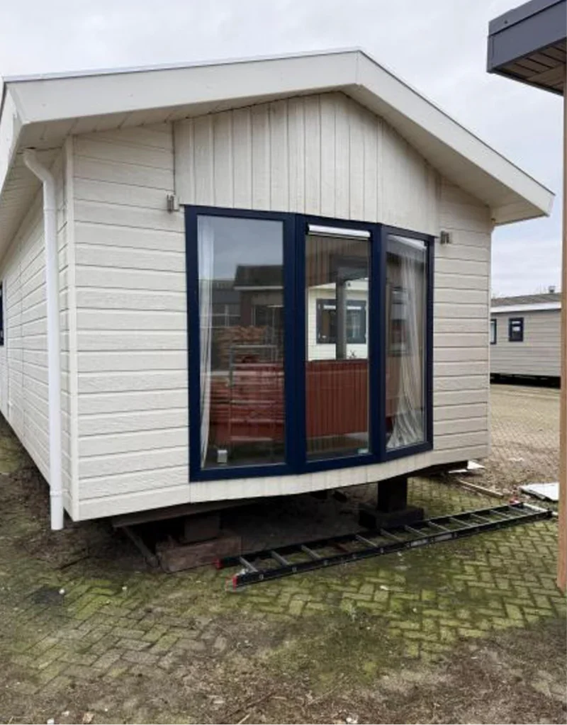 CASA MÓVIL FORMA L (10,35 X 8,55 M)
